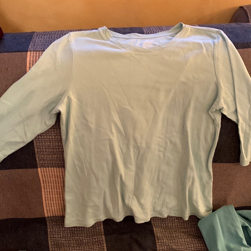 Mystery box of 2 light blue casual long sleeve knit tops szL as pictured - Picture 5 of 8
